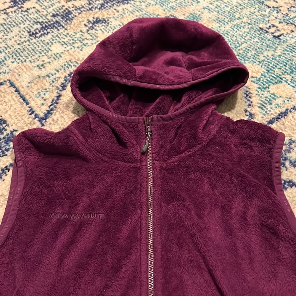 Mammut Purple Soft AF Fleece Hoodie Vest Size Medium